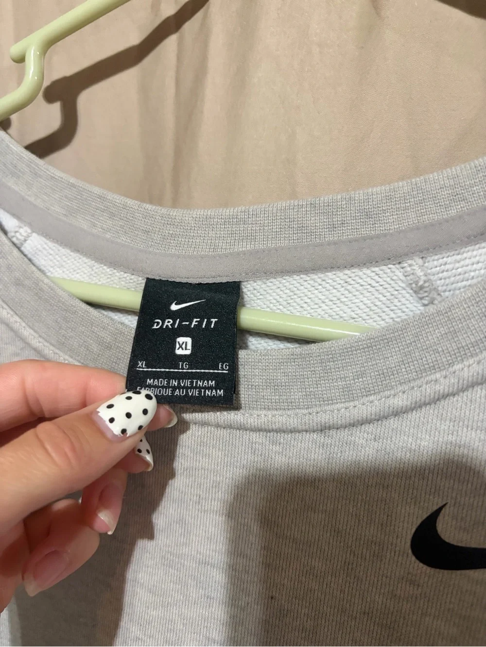 Nike crewneck